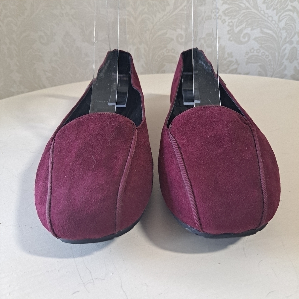 Kenneth Cole Reaction Size 7 Burgundy Flash Ballet Flat